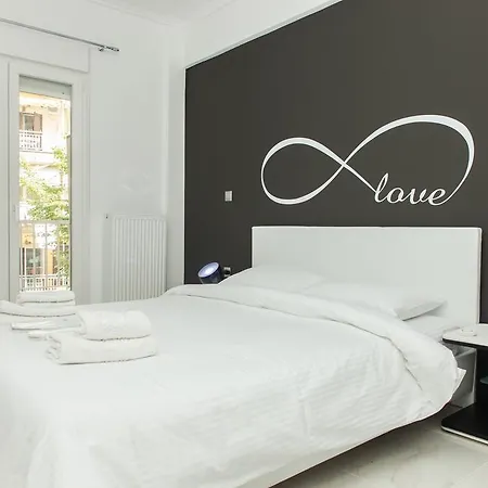 Route 77 Apartment *