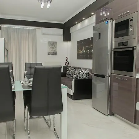 Route 77 Apartment