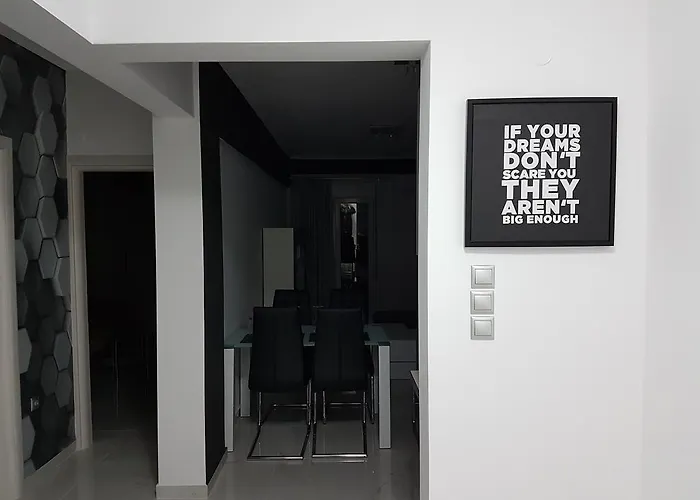 Route 77 Apartment *